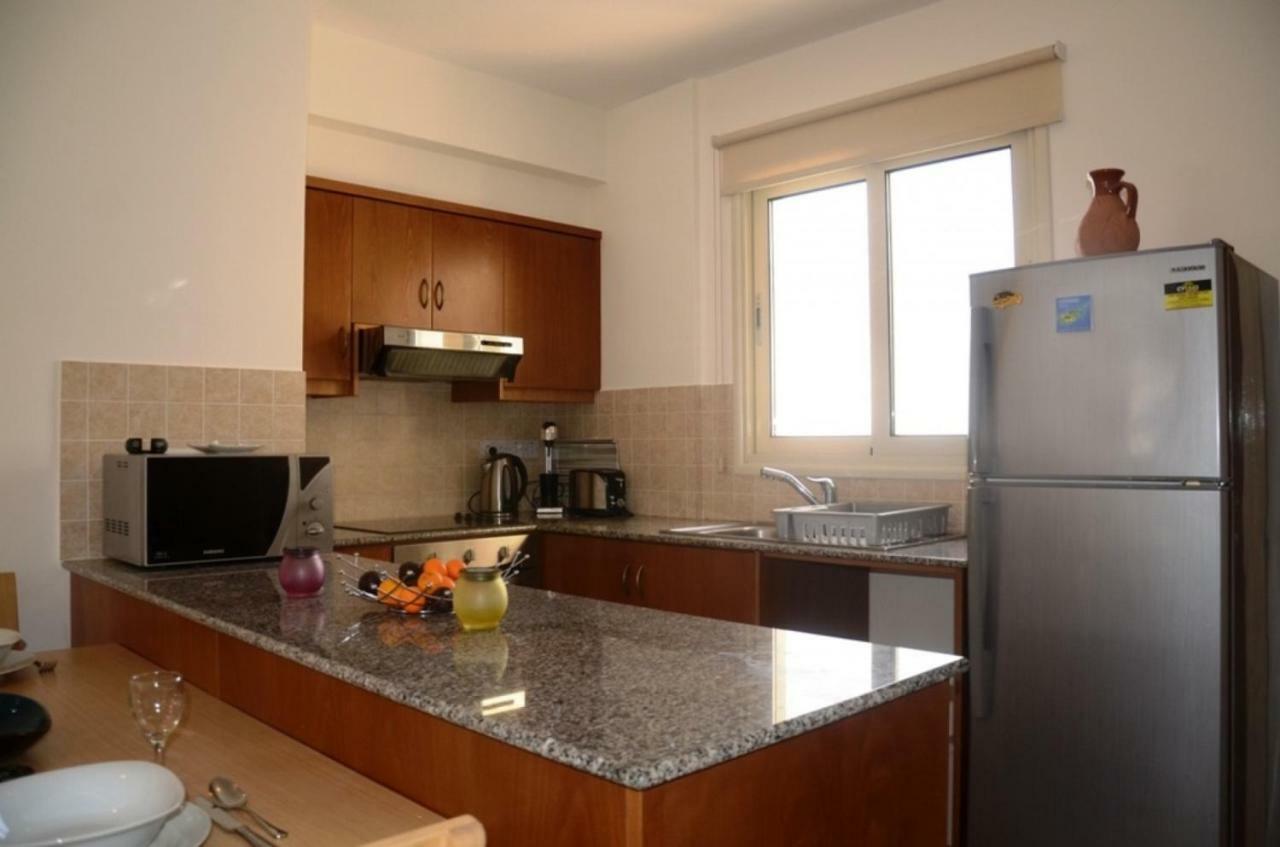 Vanessa 2 Bedroom Apartment パ フォス エクステリア 写真